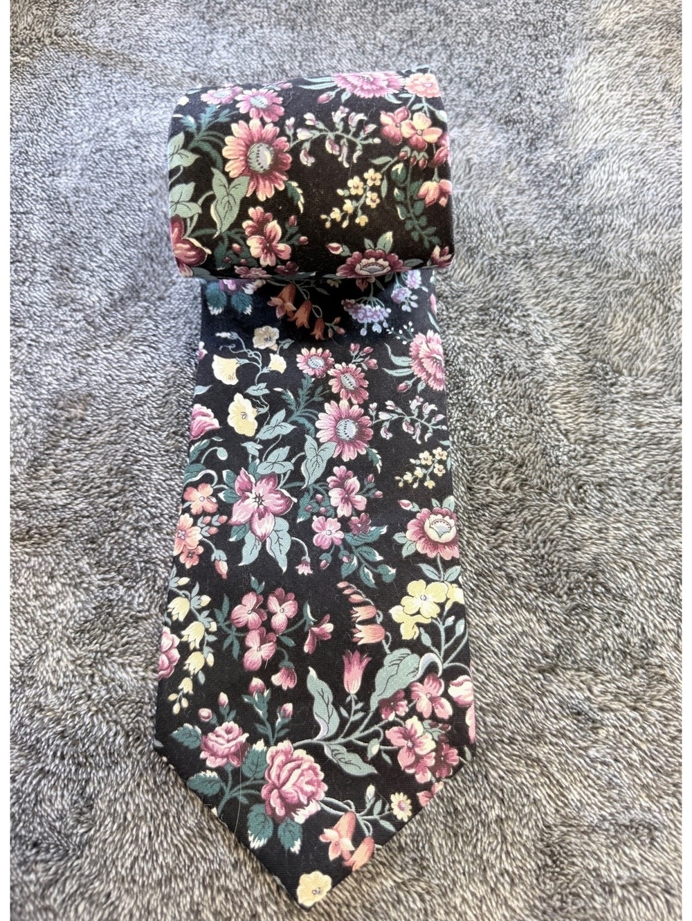 Structure Floral Pattern Cotton Tie for Men